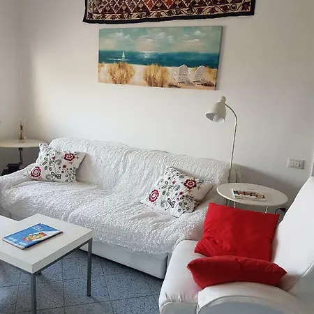 Apartment Blu Moon